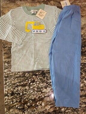 Kids Matching Set - Light Green Striped Top & Blue Pants